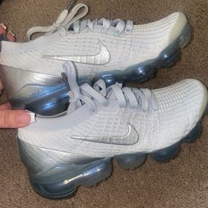 White & silver Vapormax nike sneakers